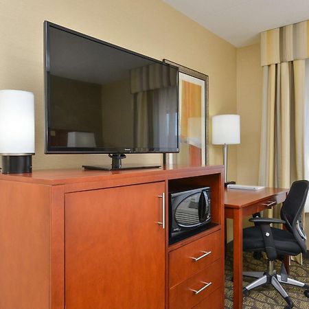 Hampton Inn Detroit/Auburn Hills South Eksteriør billede