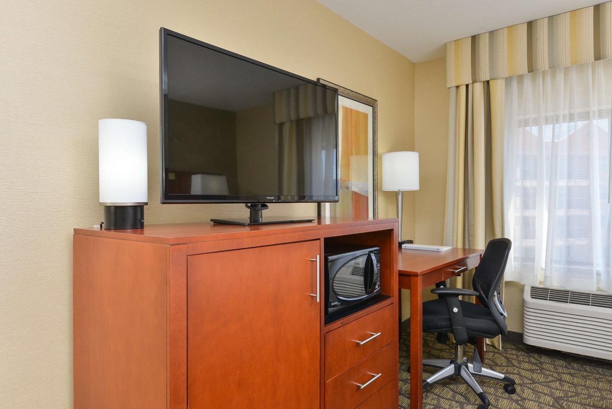 Hampton Inn Detroit/Auburn Hills South Eksteriør billede